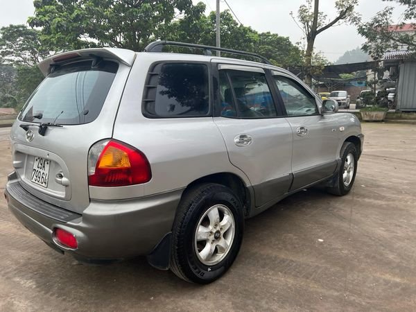 Hyundai Santa Fe 2004 - Màu bạc số tự động