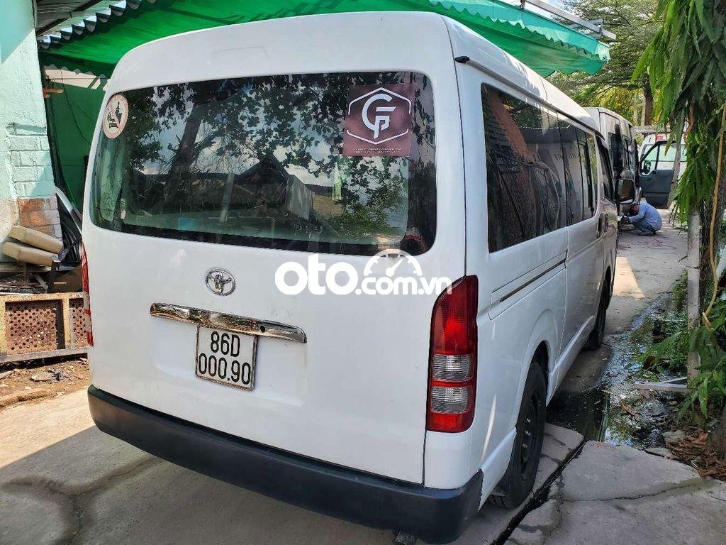 Toyota Hiace 2005 - Màu trắng, giá 186tr