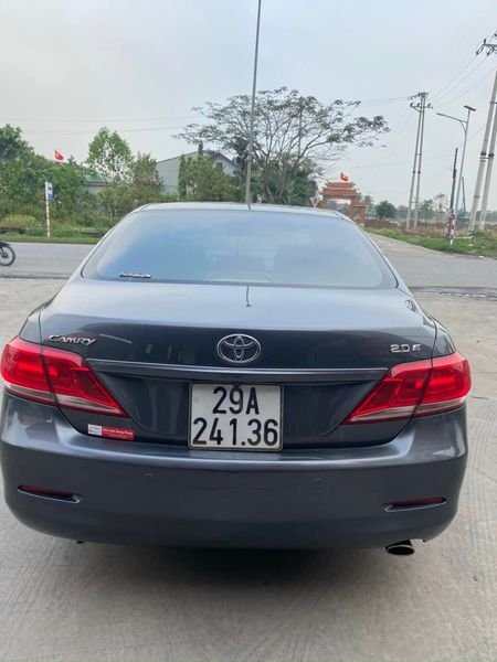 Toyota Camry 2011 - Cần bán gấp Toyota Camry năm 2011, màu đen, xe nhập, giá tốt