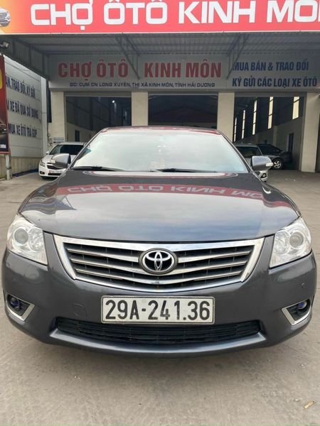 Toyota Camry 2011 - Cần bán gấp Toyota Camry năm 2011, màu đen, xe nhập, giá tốt