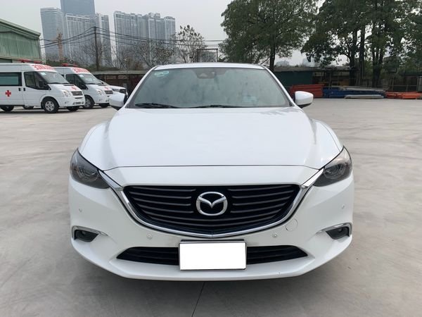 Mazda 6 2018 - Màu trắng, giá chỉ 765 triệu