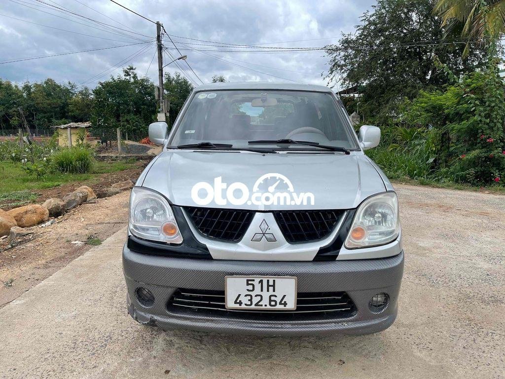 Mitsubishi Jolie 2005 - Màu bạc, giá chỉ 79 triệu