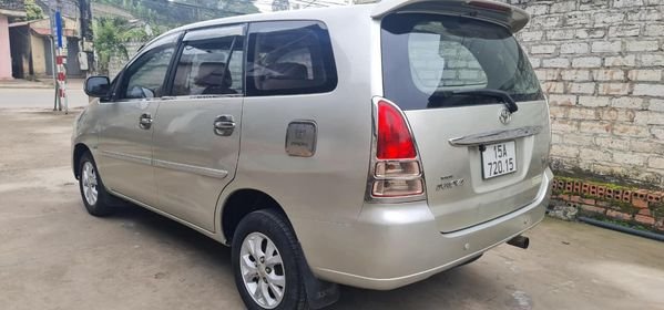 Toyota Innova 2006 - Màu bạc, 215 triệu