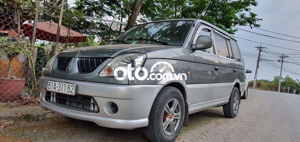 Mitsubishi Jolie 2005 - Màu xám