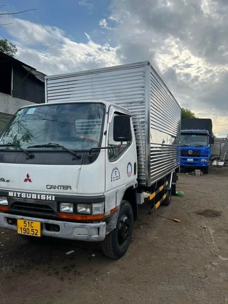 Mitsubishi Canter 2007 - Màu trắng