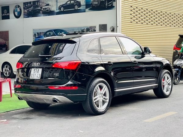 Audi Q5 2014 - Màu đen giá ưu đãi