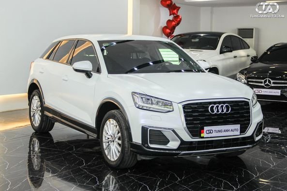 Audi Q2 2017 - Màu trắng, xe nhập