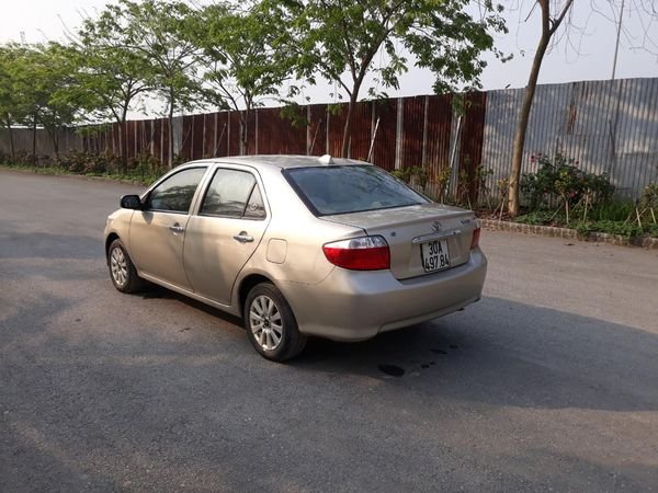 Toyota Vios 2004 - Nội thất ghế da, trần nỉ zin