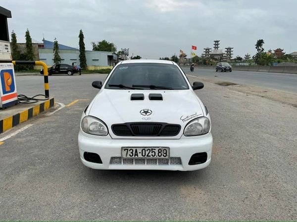 Daewoo Lanos 2003 - Xe màu trắng