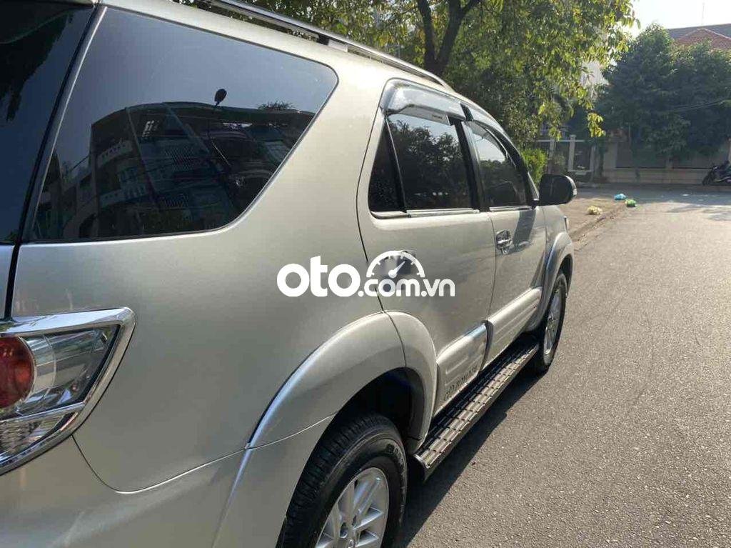 Toyota Fortuner 2012 - Màu bạc, 510tr