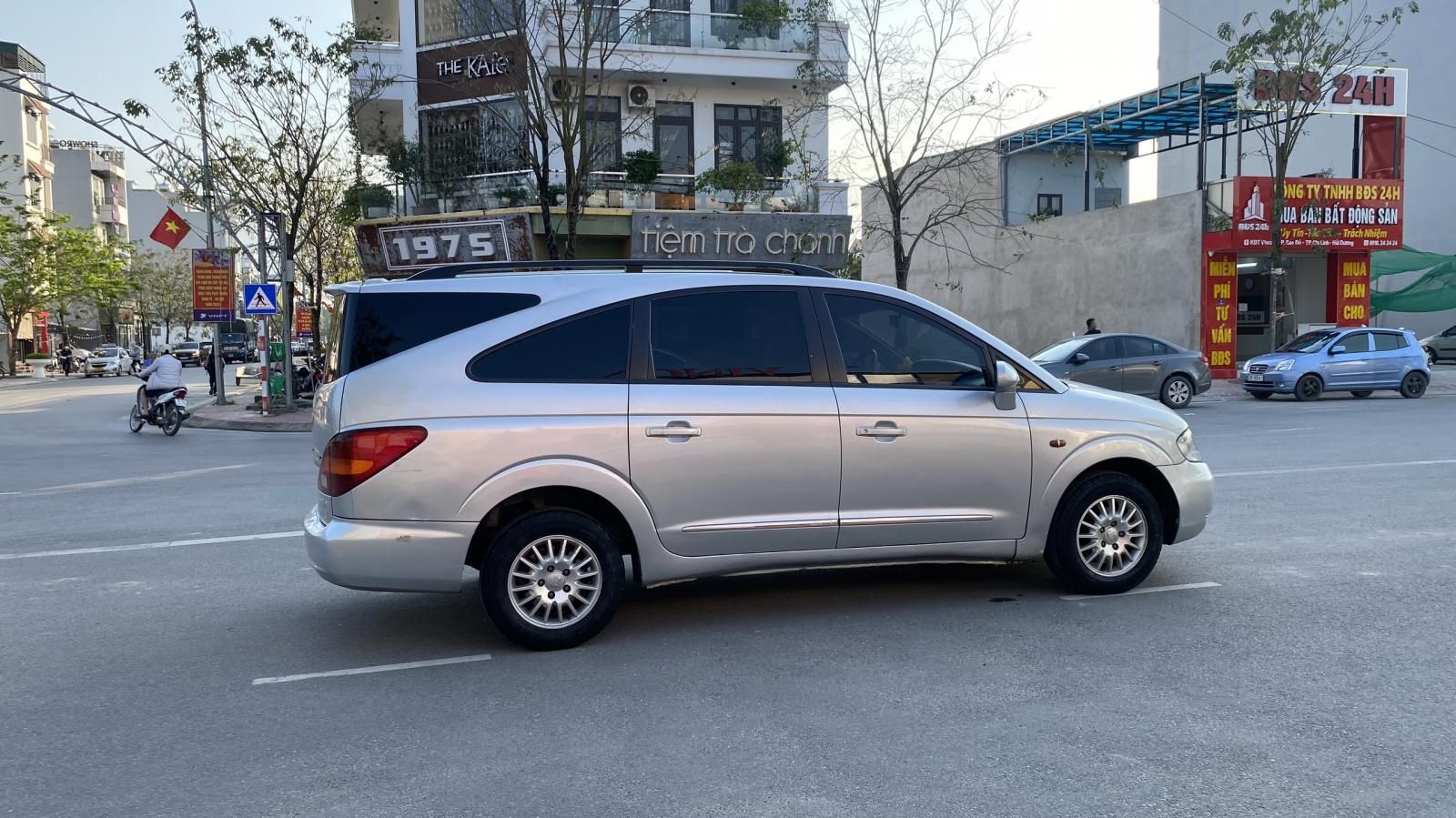 Ssangyong Stavic 2008 - Tư nhân chính chủ - Keo chỉ zin, lốp mới cả dàn