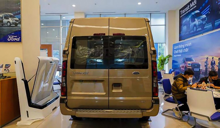 Ford Transit 2022 - Giá chỉ 790 triệu