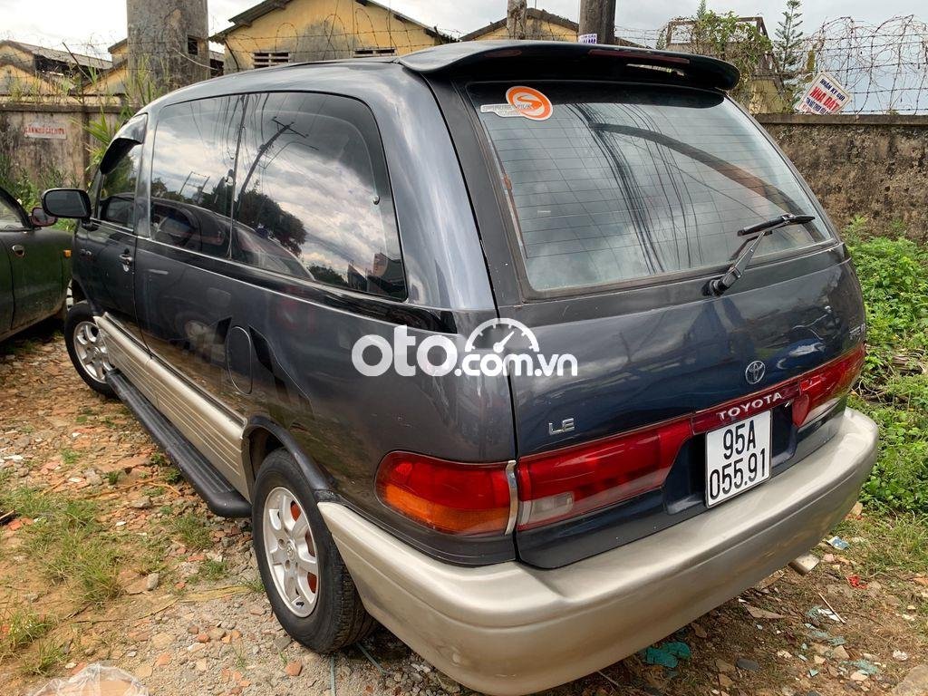 Toyota Previa 1991 - Màu xám giá cạnh tranh