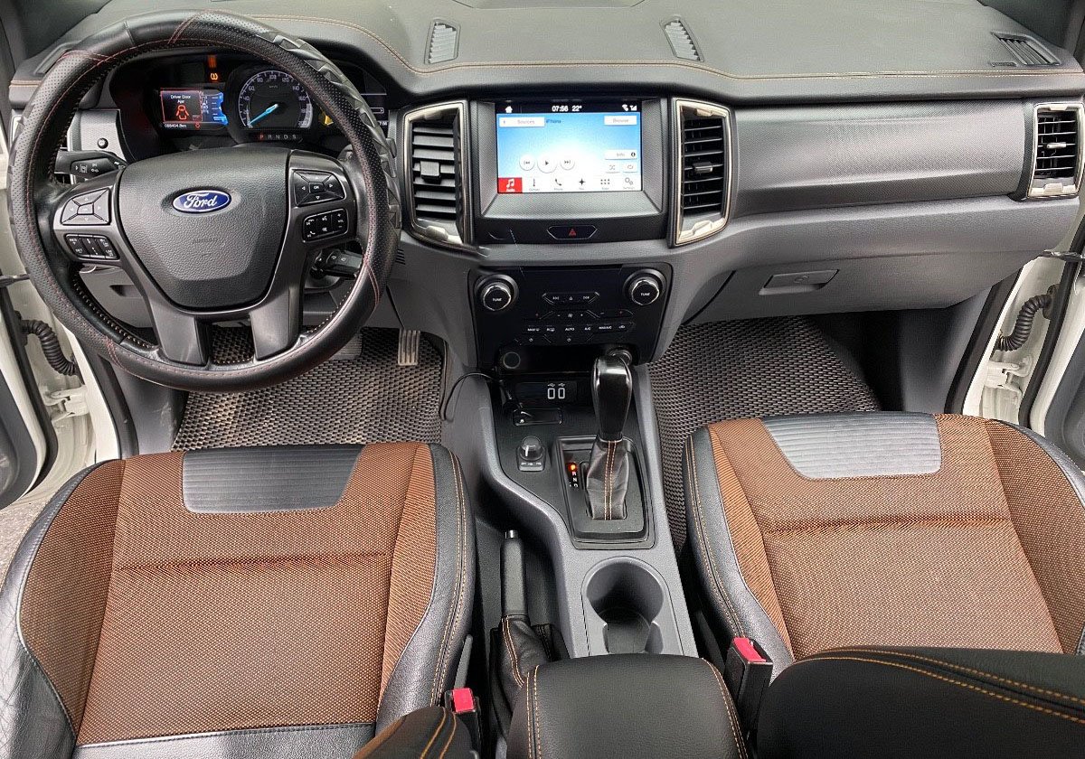 Ford Ranger 2017 - Màu trắng, nhập khẩu, giá 816tr