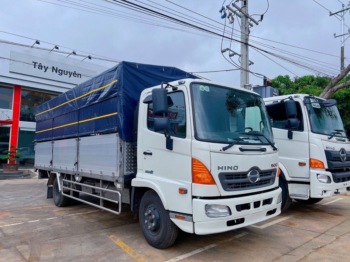 Hino FC 2022 - Giá 1 tỷ