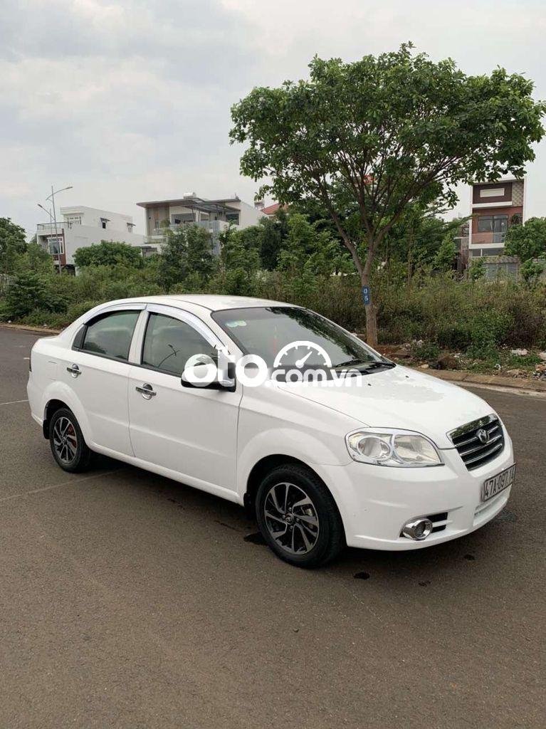 Daewoo Gentra 2008 - Màu trắng giá ưu đãi