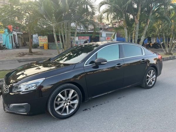 Peugeot 508 2015 - Màu đen, xe đẹp