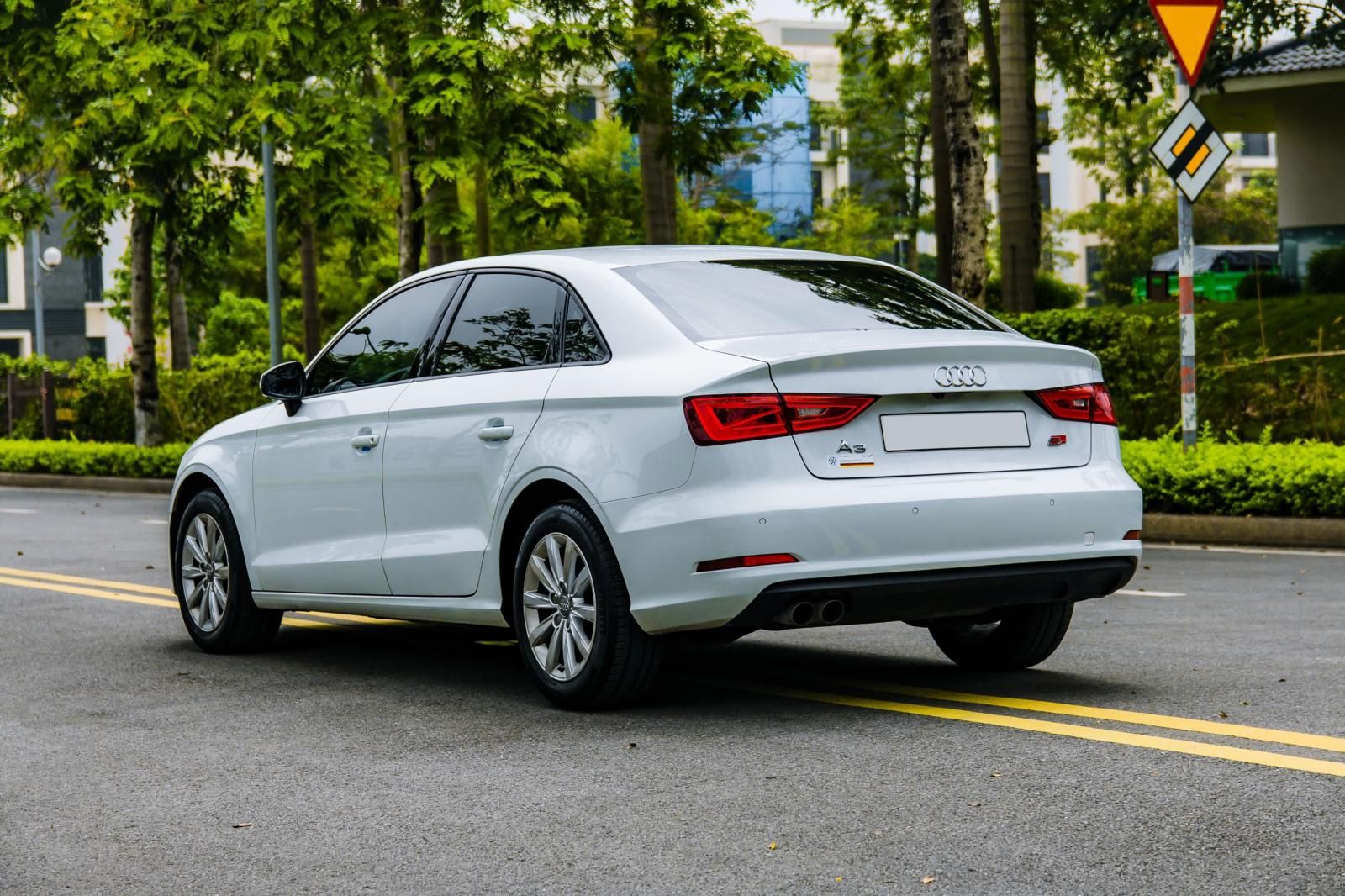 Audi A3 2013 - Xe màu trắng