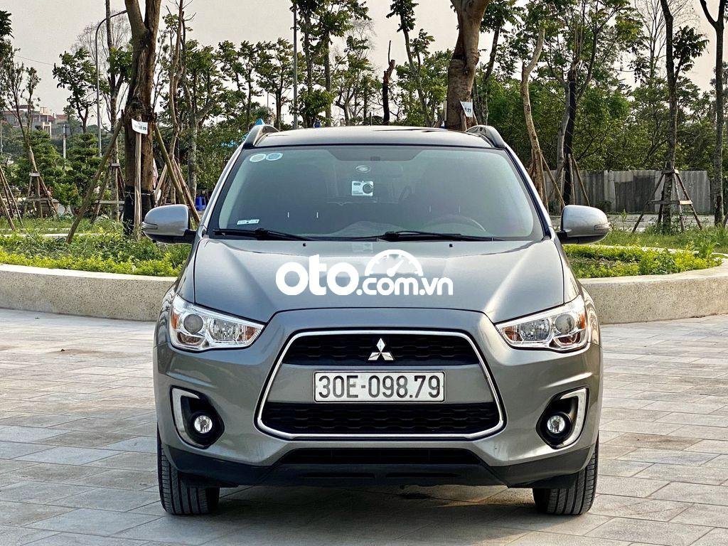 Mitsubishi Outlander 2014 - Màu bạc