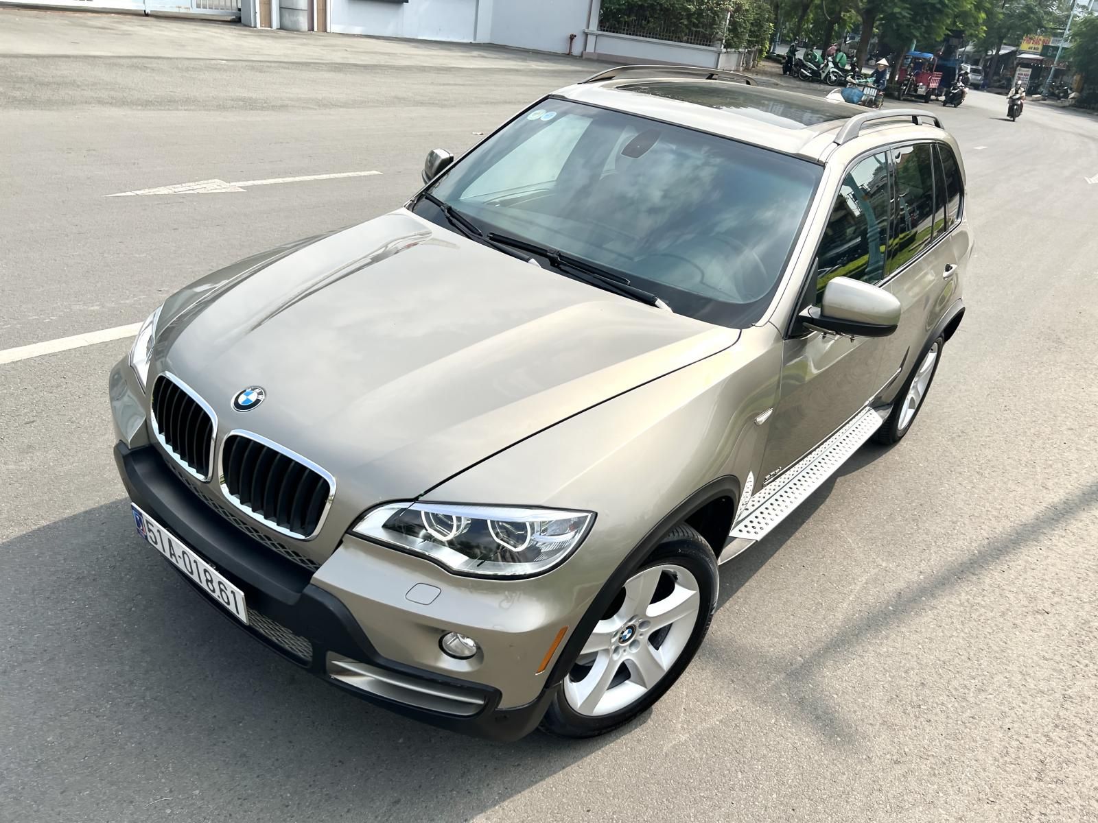 BMW X5 2012 - Nhập Mỹ 2009 loại form mới màu vàng cát, full đồ chơi cao cấp cửa sổ trời Panorama số tự