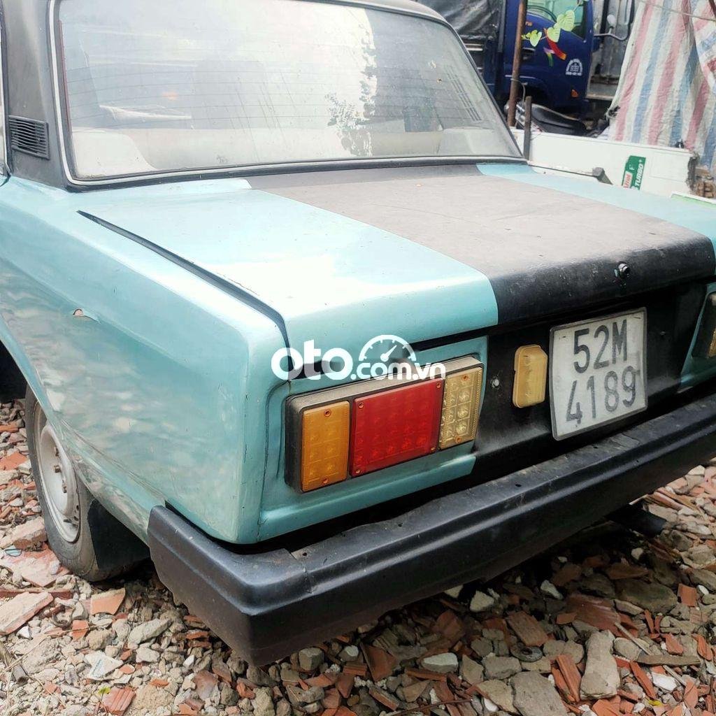 Lada 2107 1987 - Màu xanh lam, giá chỉ 25 triệu