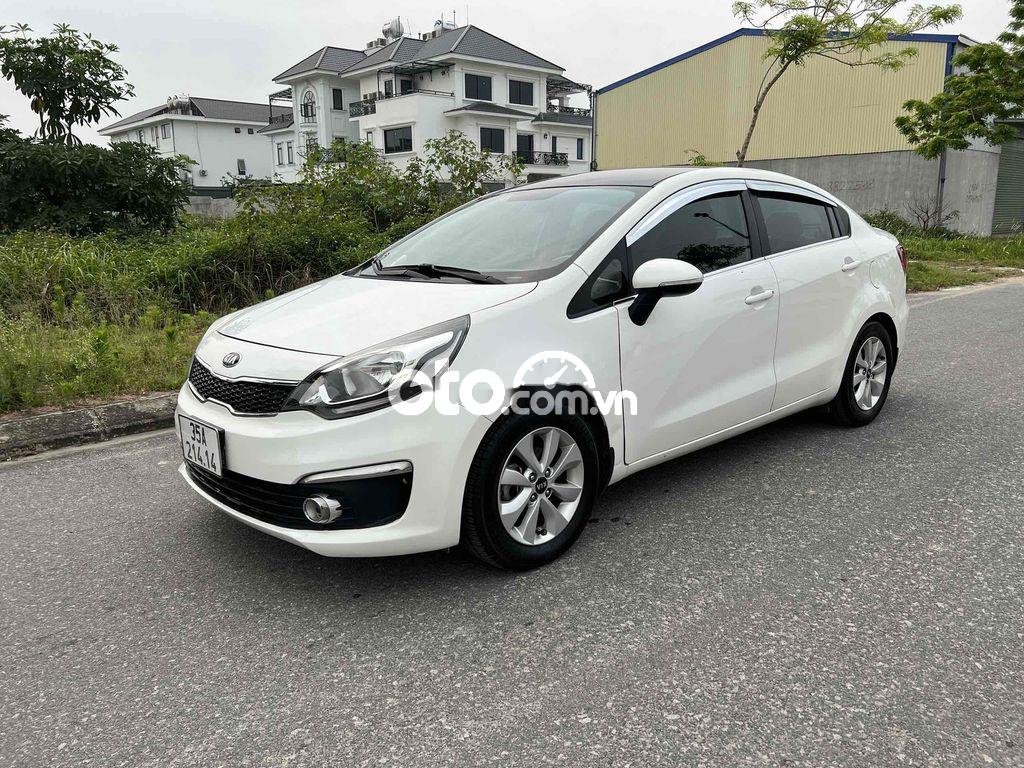 Kia Rio 2016 - Màu trắng, nhập khẩu giá ưu đãi