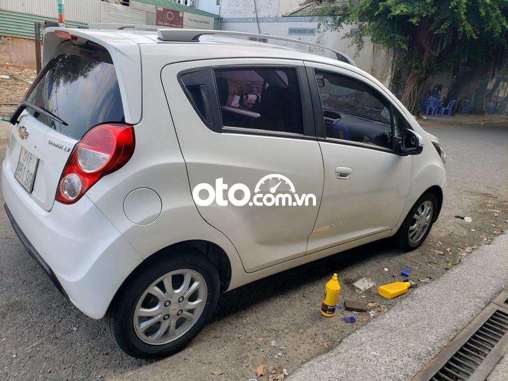 Chevrolet Spark 2016 - Màu trắng