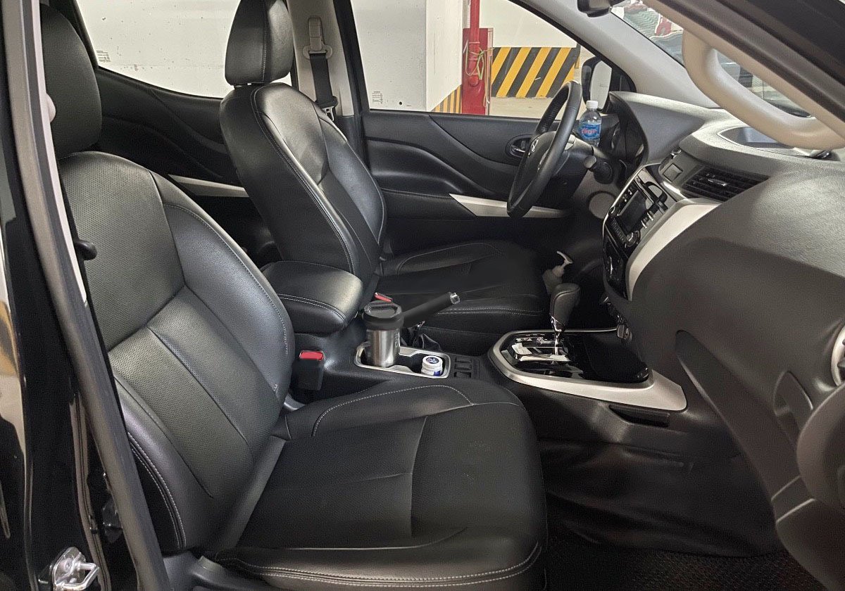 Nissan Navara 2019 - Màu đen, nhập khẩu nguyên chiếc xe gia đình, 730tr
