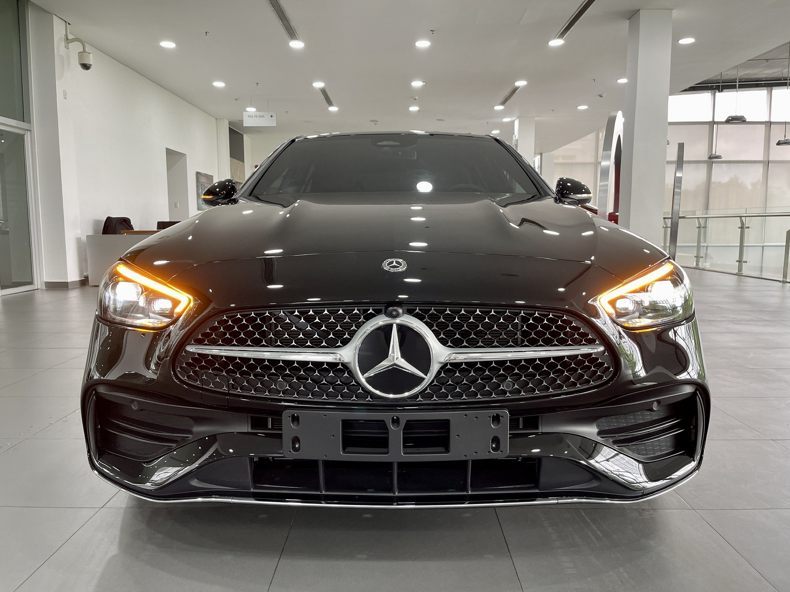 Mercedes-Benz C300 AMG 2022 - [ HOT ] Mercedes C 300 AMG 2022 - Màu Đen - Giao Ngay Quận Bình Thạnh - 0901 078 222