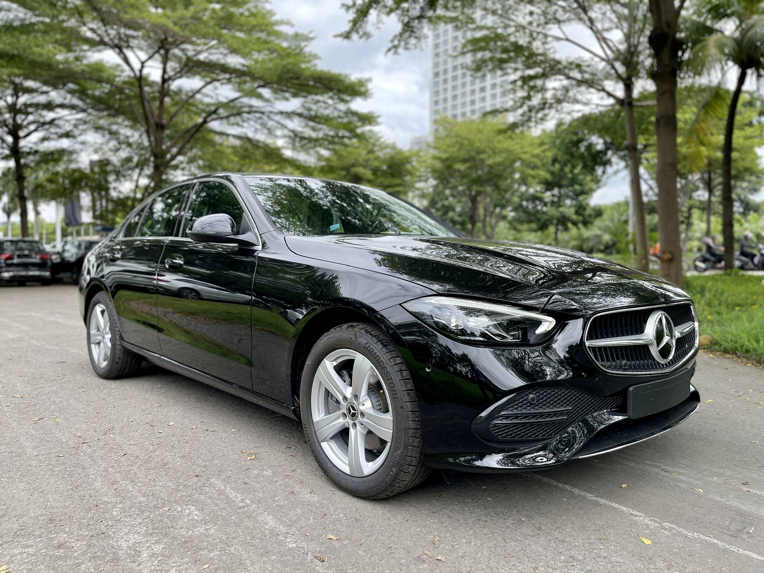 Mercedes-Benz C200 Avantgarde 2022 - Mercedes C 200 Avantgarde 2022 Màu Đen Giao Ngay Quận 9 - Phone:  0901 078 222 Quang