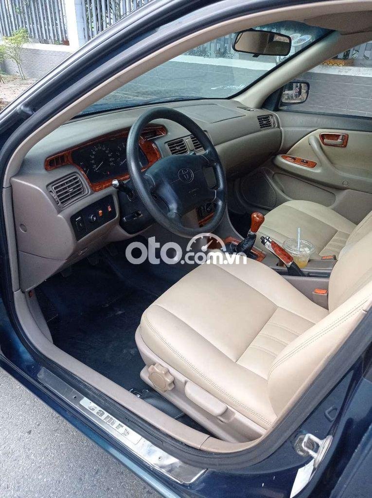 Toyota Camry 1999 - Màu xanh lam, nhập khẩu nguyên chiếc, 175 triệu