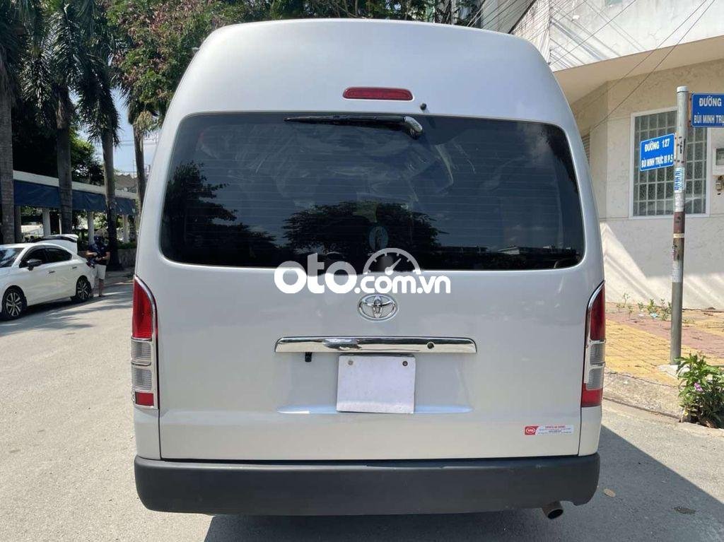 Toyota Hiace 2013 - 16 chỗ máy xăng