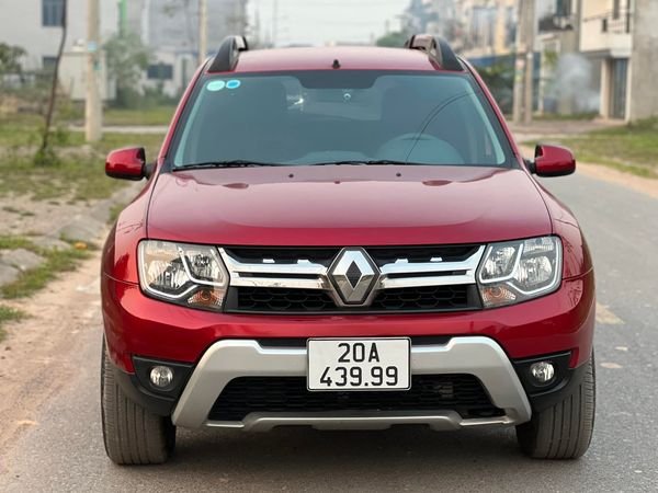 Renault Duster 2016 - Màu đỏ, nhập khẩu