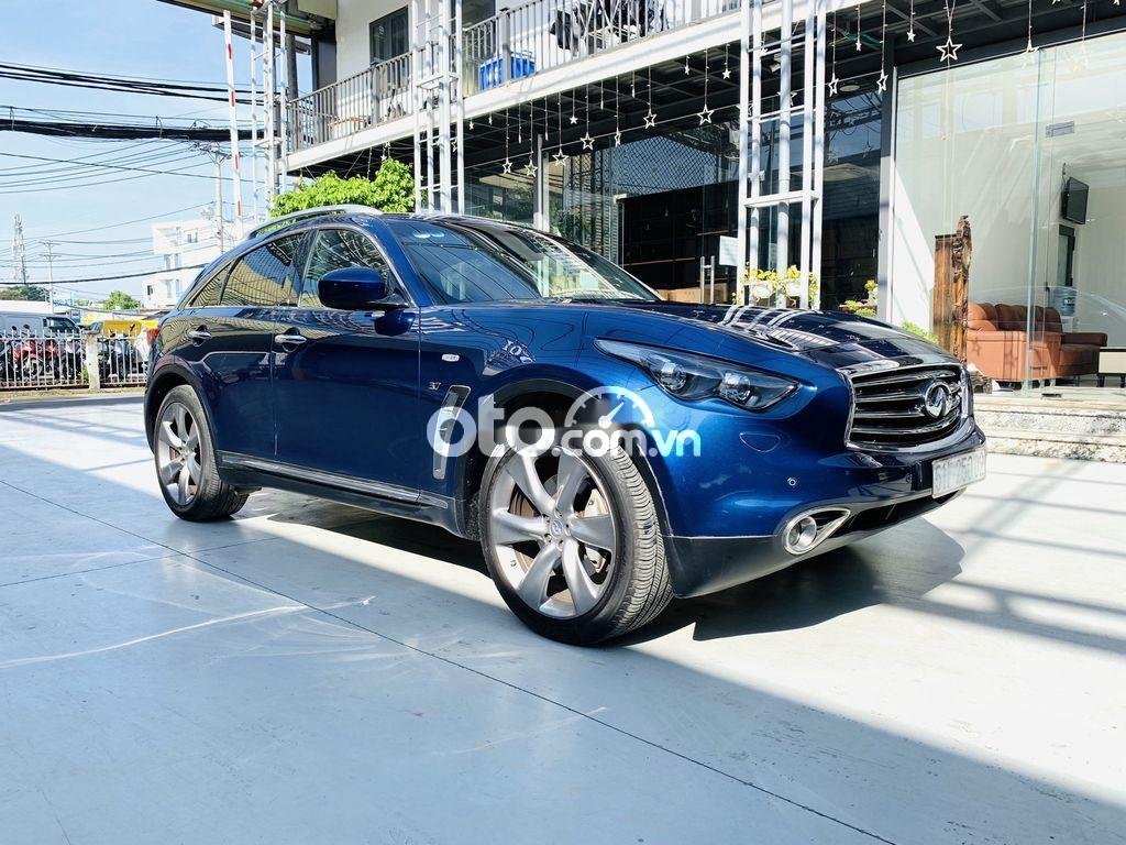 Infiniti QX70 2015 - Màu xanh lam, nhập khẩu nguyên chiếc