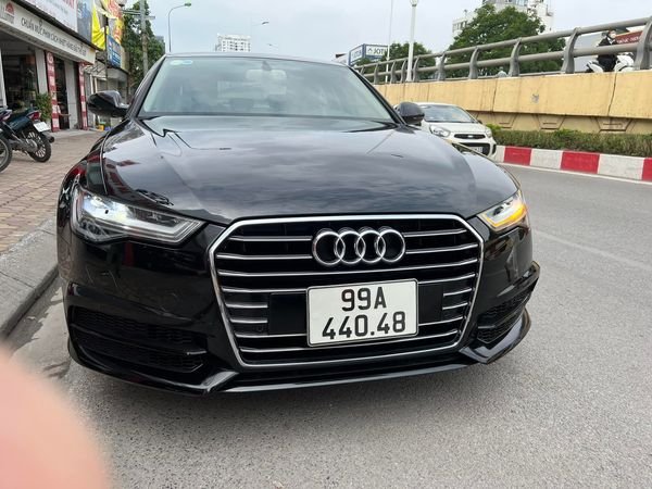 Audi A6 2018 - Màu đen, nhập khẩu nguyên chiếc