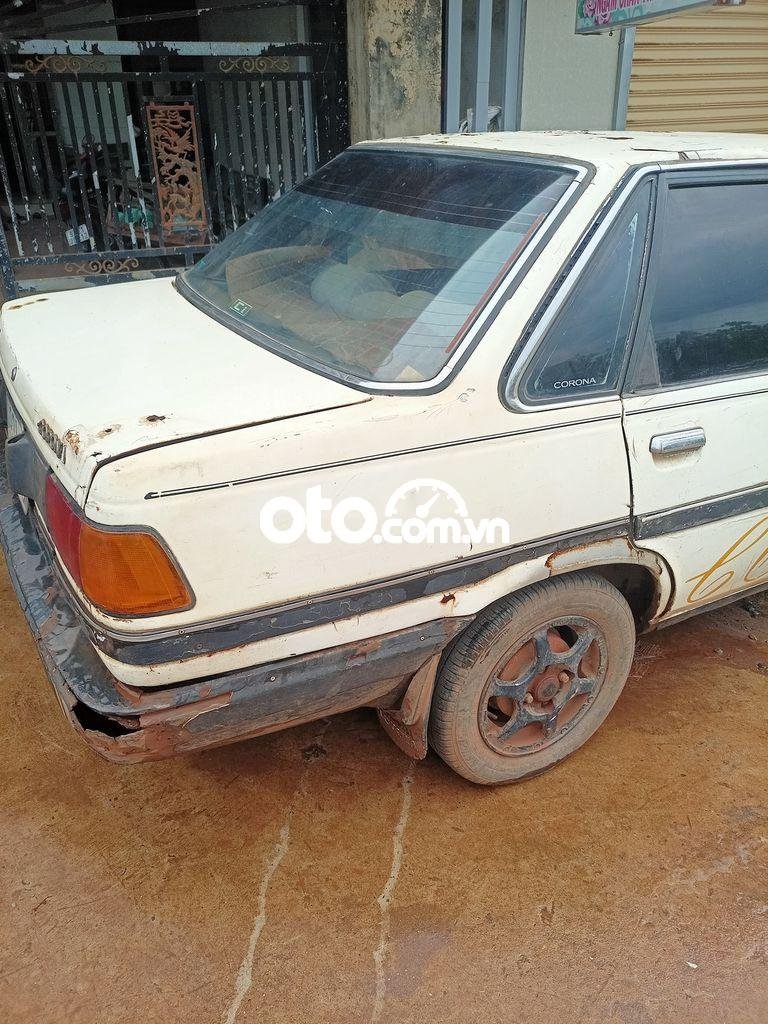 Toyota Corona 1984 - Xe chạy tập lái