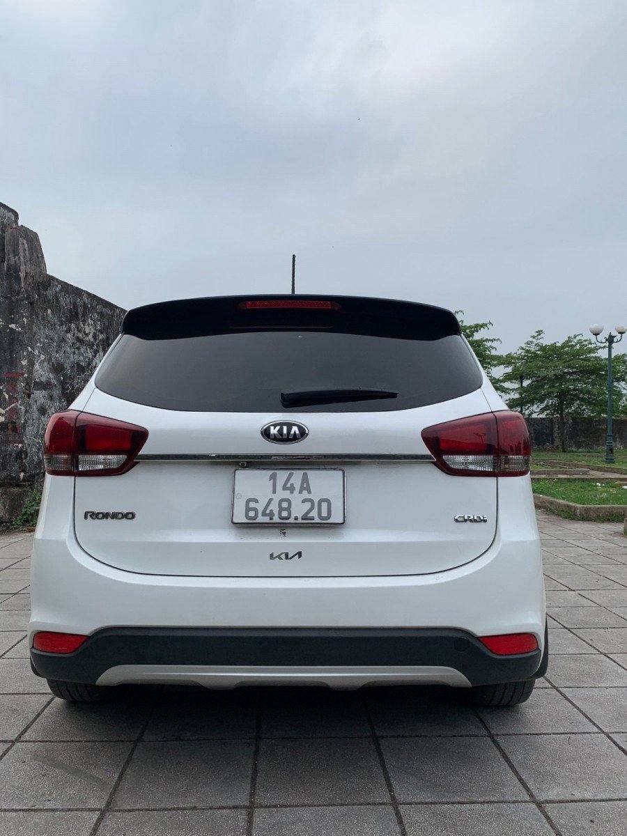 Kia Rondo 2017 - Màu trắng, chính chủ