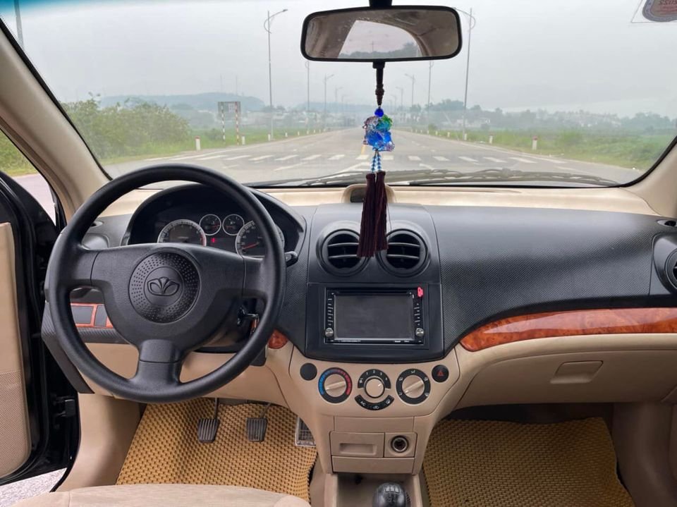 Daewoo Gentra 2009 - Màu đen xe gia đình, 125tr