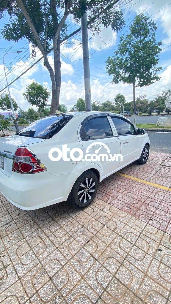 Chevrolet Aveo 2011 - Xe đẹp không lỗi không taxi