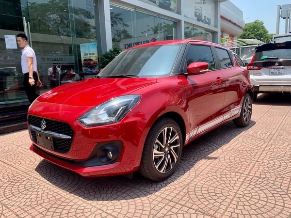 Suzuki Swift 2022 - Màu đỏ, xe nhập