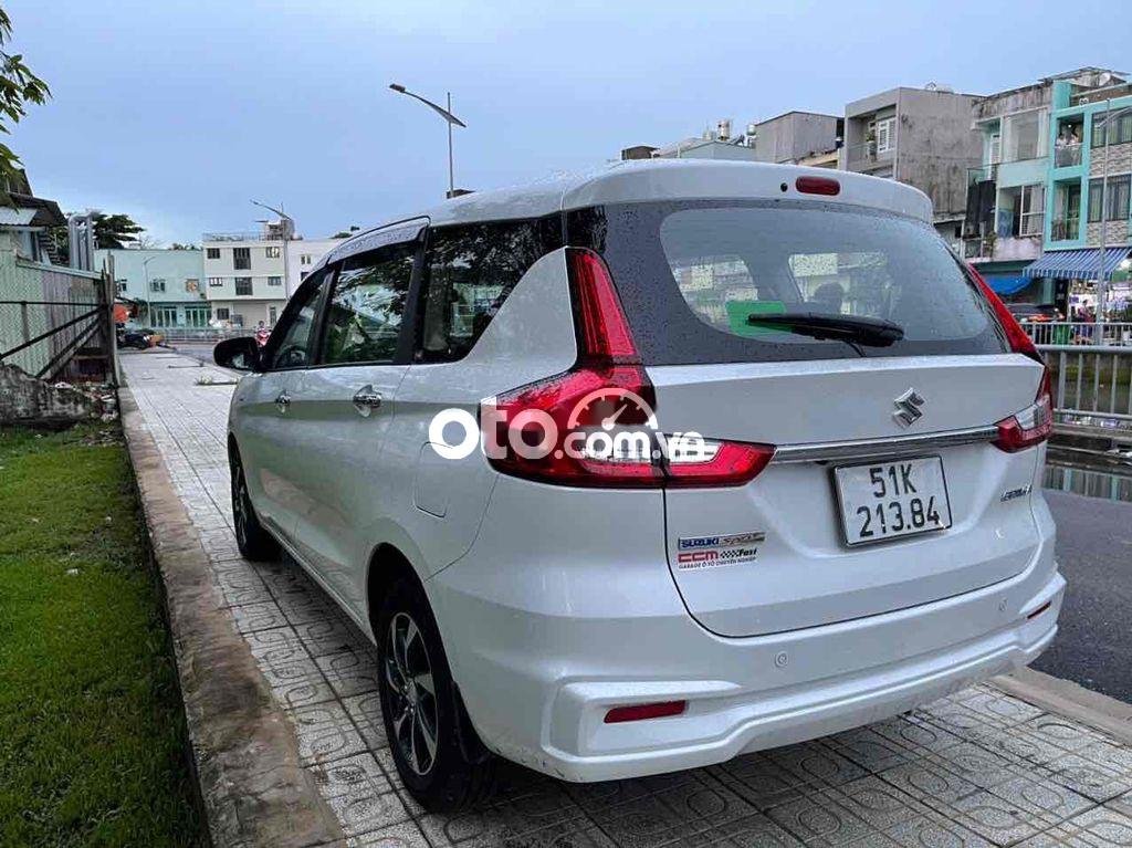 Suzuki Ertiga 2021 - Màu trắng, xe nhập số tự động