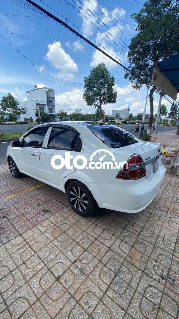 Chevrolet Aveo 2011 - Xe đẹp không lỗi không taxi