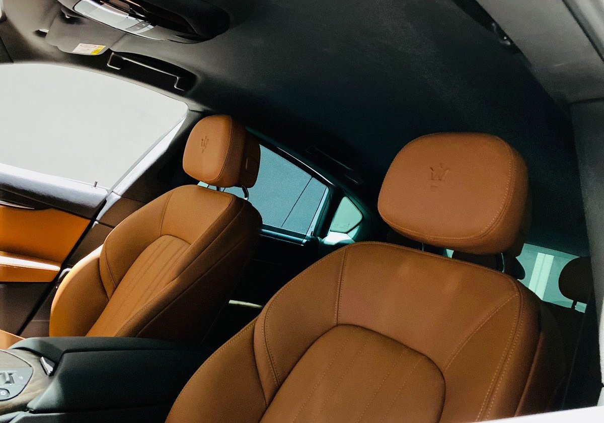 Maserati 2019 - Màu đỏ, xe nhập