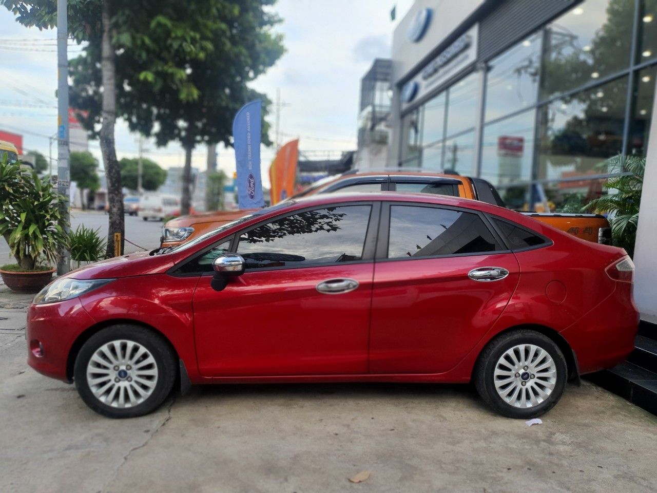 Ford Fiesta 2013 - Xe mới chạy 4 vạn km, 1 chủ rất ít đi, bao test