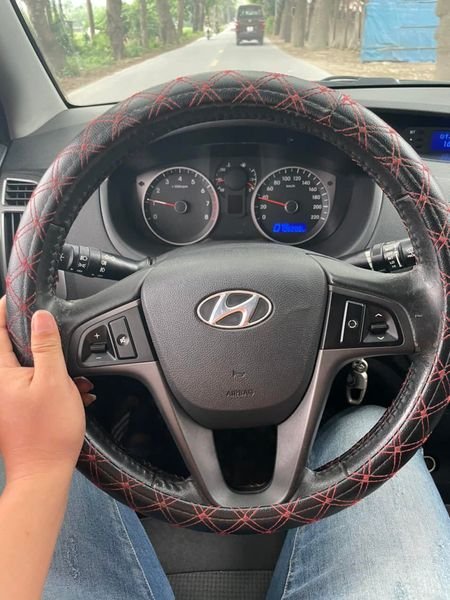 Hyundai i20 2014 - Màu trắng giá hữu nghị