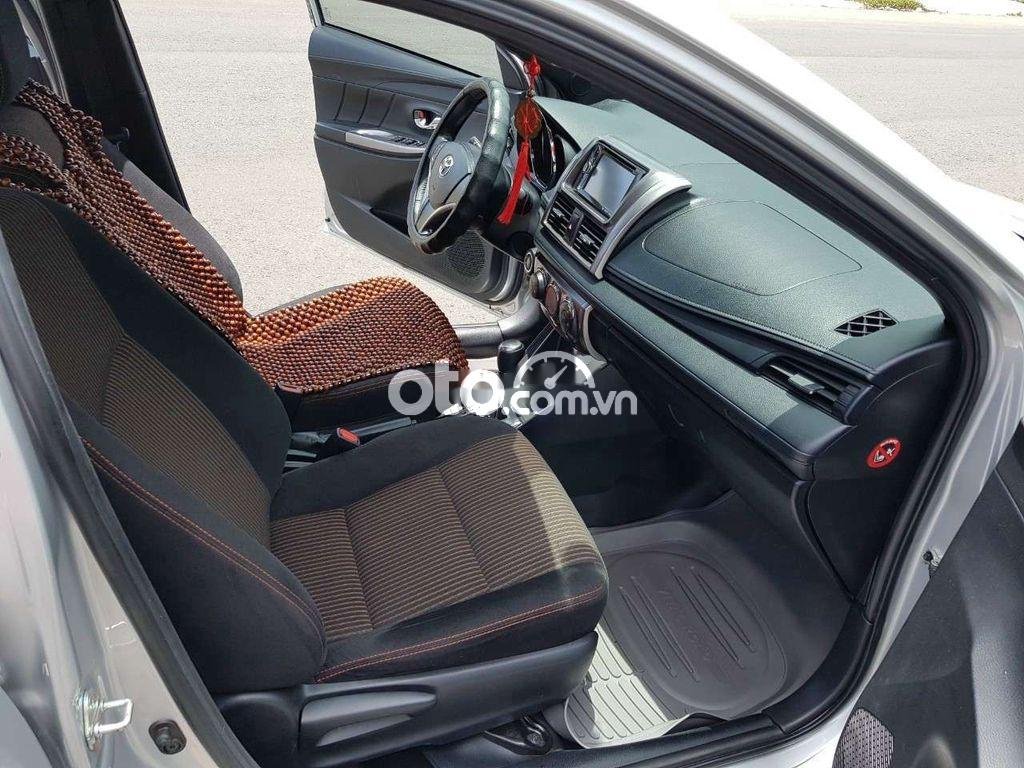 Toyota Yaris 2017 - Màu bạc, xe nhập