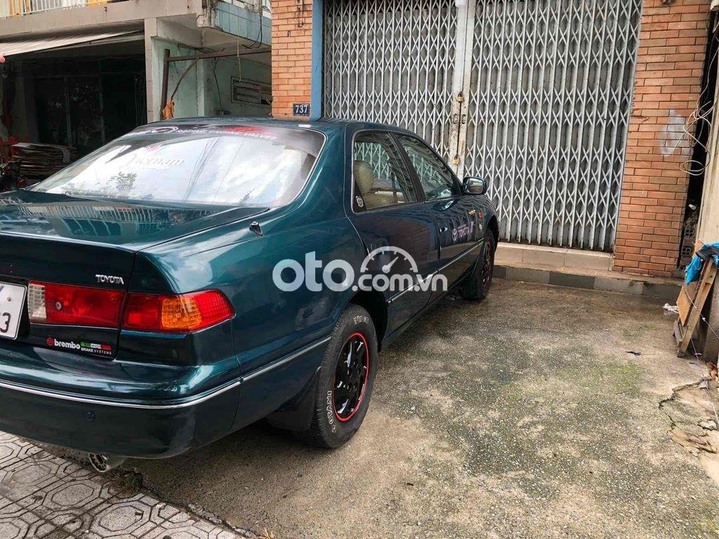 Toyota Camry 1999 - Màu xanh lam giá hữu nghị