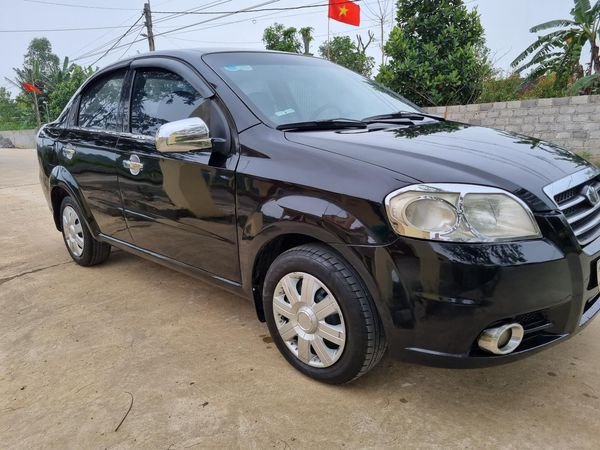 Daewoo Gentra 2010 - Màu đen