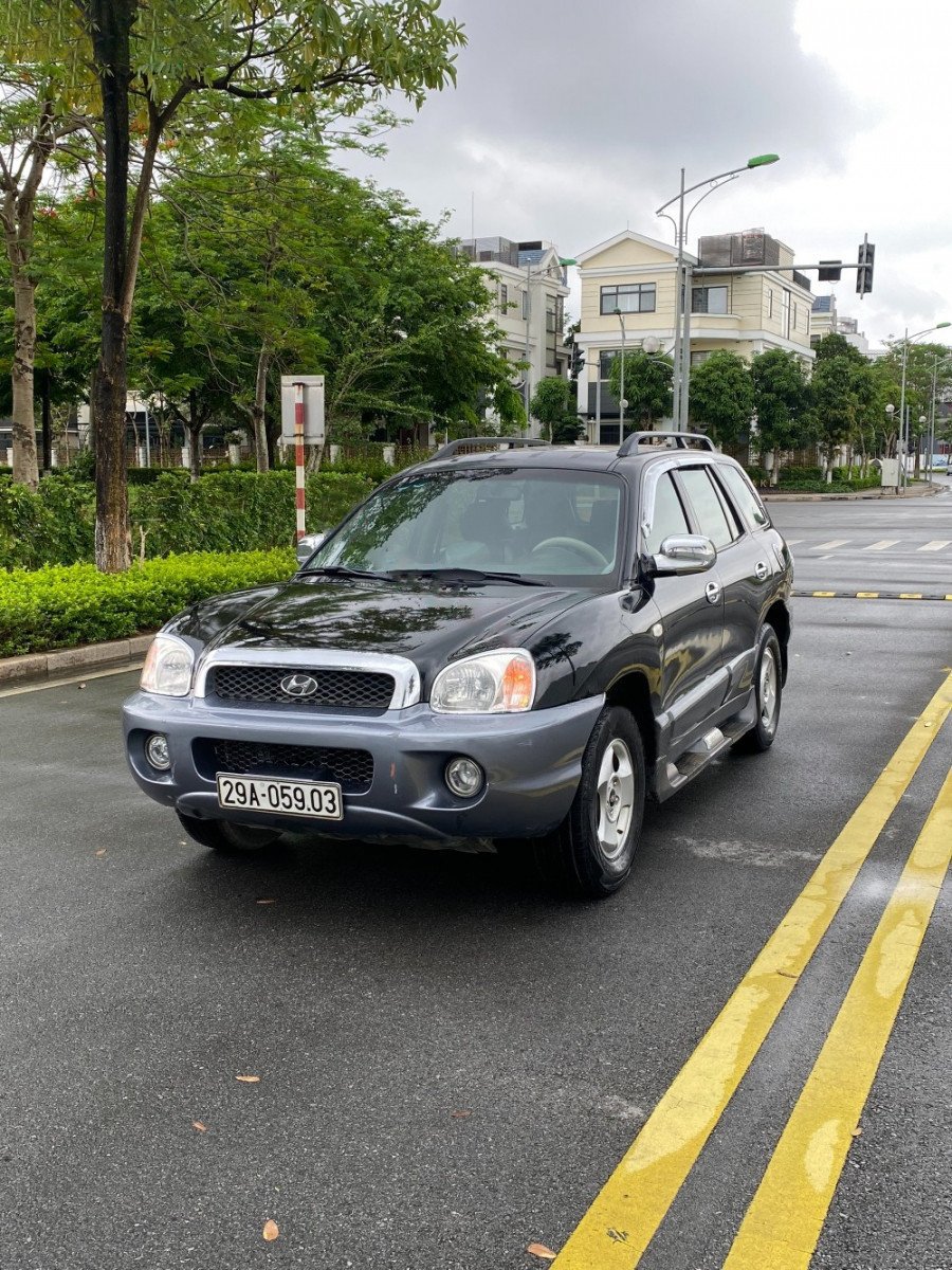 Hyundai Gold 2003 - Màu đen, nhập khẩu nguyên chiếc