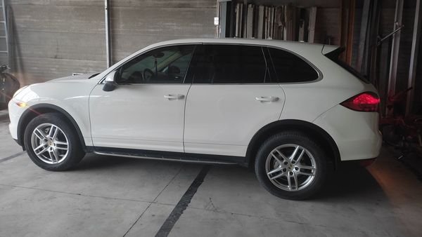 Porsche Cayenne S 2010 - Màu trắng, nội thất da cao cấp